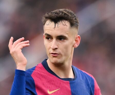 barcelona-recebe-sinal-positivo-de-marc-casado-para-negocia-lo-com-clubes-da-arabia-saudita