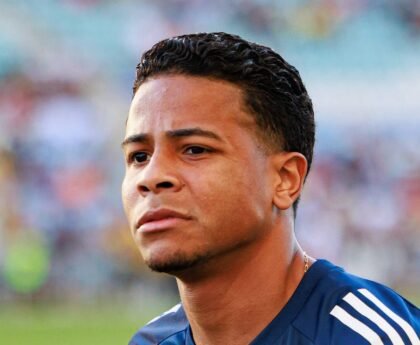 al-nassr-se-compromete-a-cobrir-maior-parte-do-salario-para-wesley-se-juntar-ao-corinthians